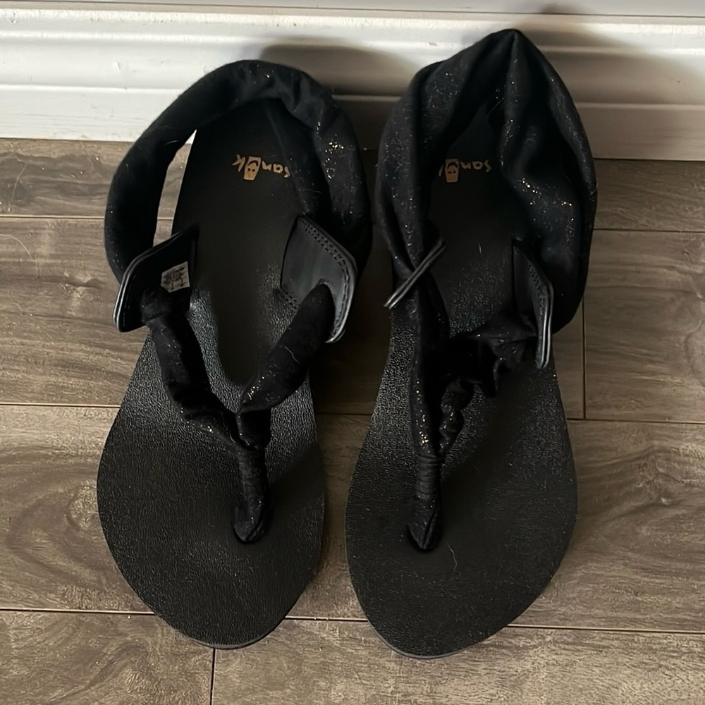 Sanuk Wedge Yoga Sandals size 6